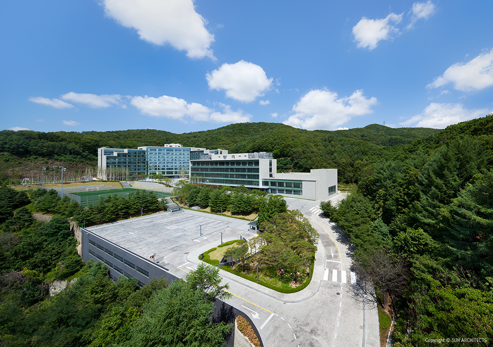 Hyundai Kia Motors Mabuk Training Center by Suh Architects